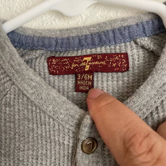 7 For All Mankind Gray Button-Up Kids Waffle Knit Footless Footie size 3/6M - Picture 6 of 6